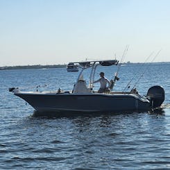 New! Boat perfect for a day on the water, fishing or beach hopping for up to 7!