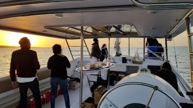 Croisière privée haut de gamme en catamaran avec capitaine à Monterey