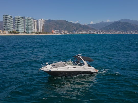 GANTUZ | Lovey SeaRay 34 ft Yacht for a day at the Pacific Ocean.