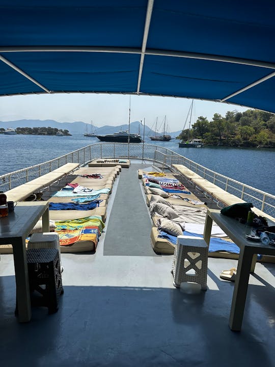 Gocek Mugla Yacht Trip and 12 Island Full-Day Tour with Lunch