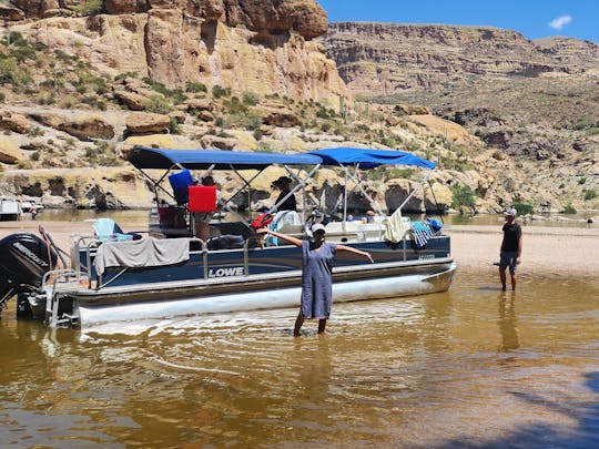 Large 26ft Pontoon 12 person capacity SAQUARO LAKE