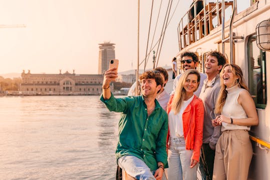 2-Hour Chill Out Mediterranean Sailing with Drinks onboard the 110ft Ketch 