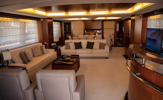 Luxury Experience on 105ft Azimut Yacht | Puerto Vallarta (Includes food)