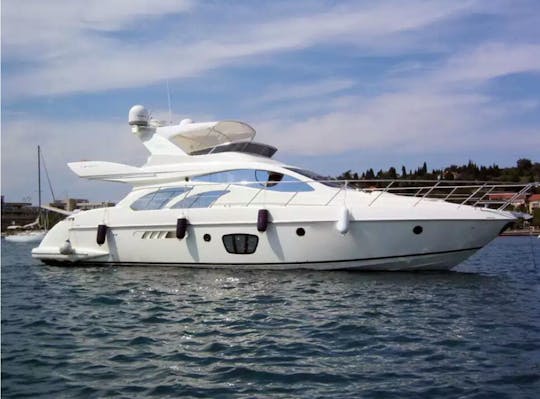 ¡DISFRUTE DE CARTAGENA en un yate de lujo AZIMUT de 55 pies!