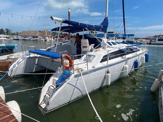 Location de catamaran sur l'île de Holbox pour un maximum de 20 personnes