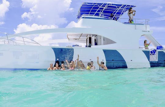 OCEAN FUN AWAITS: FRIENDLY CREW & CAPTAIN CHARTER 