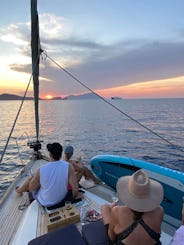 Croisière de deux heures au coucher du soleil à Milos