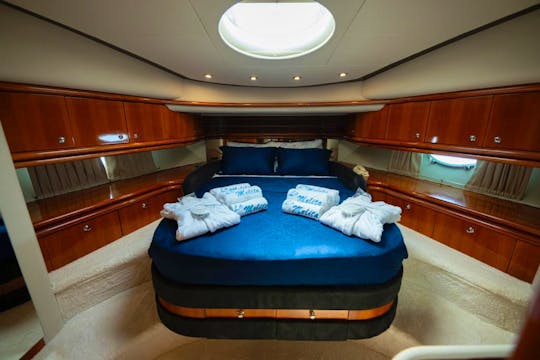 Premium Class La Melita Sunseeker Manhattan 2000 Yacht in Antalya