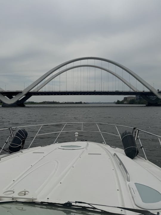 Escape the Ordinary: Discover the Beauty and History of the Potomac!