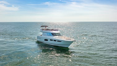 Yate Marco Island Luxury Prestige 550 Flybridge con Flybridge de 59 pies