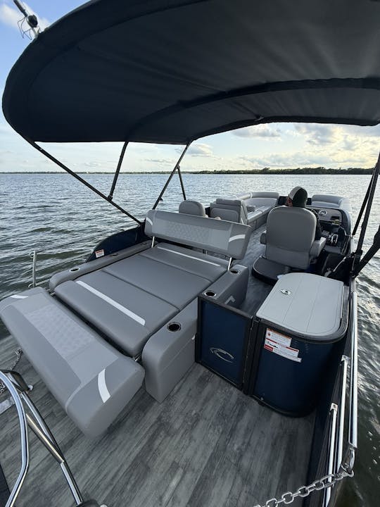 Cruise, Lounge, or Play All Day on Our 25' Crest Platinum Tritoon – Seats 15!