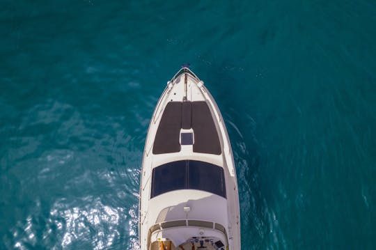 PUNTA NEGRA | Lovely Sea Ray 40ft Yacht for Cruising and Relax.