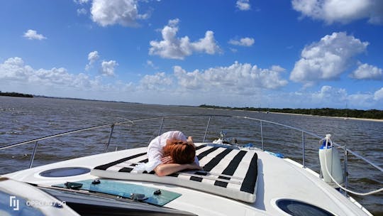 Diviértete en la Costa Dorada | Sea Ray 375 DA Sundancer Yacht