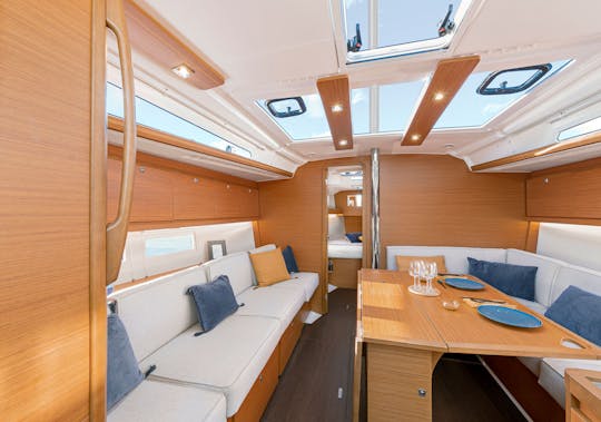 Novo e lindo monocasco de cruzeiro Dufour 390 Grand Large