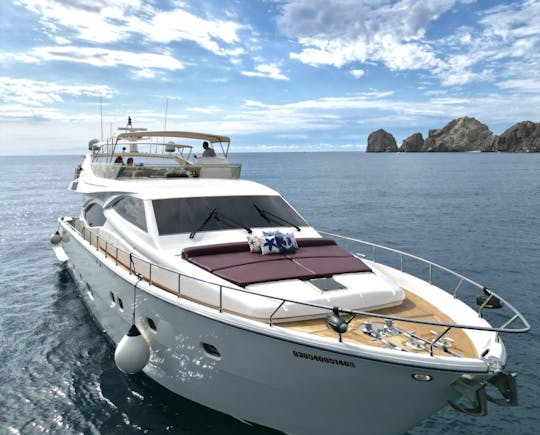 80ft Yacht in Cabo San Lucas