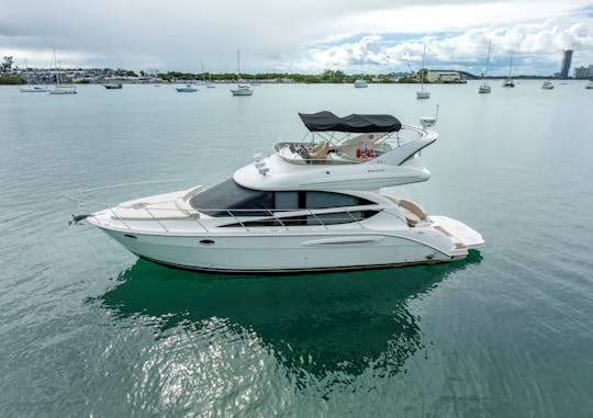 FLYBRIDGE FANCY MERIDIAN DE 44 PIEDS 