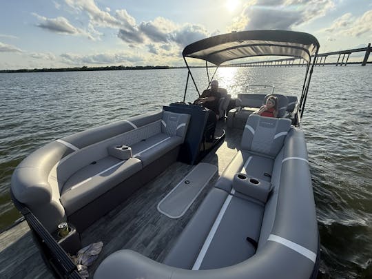 Cruise, Lounge, or Play All Day on Our 25' Crest Platinum Tritoon – Seats 15!