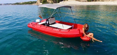 Boat rental without license in Altea | Whaly 500 Powerboat