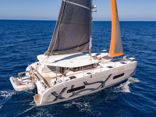 Excess 11 ultra fast and comfortable catamaran for fun!