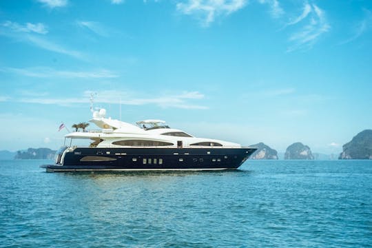 Astondoa 102 Luxury Yacht Experience in Phuket!