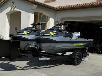 2025 Seadoo 325 RXT X 2 Jet Skis