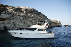 Luxury Yacht Charter in Blue Lagoon, Comino and the Maltese Islands