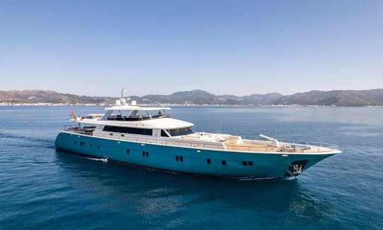 Megayacht personalizado de 40 metros com 6 cabines em Mugla, Turquia