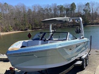 Wakeboard Wakesurf Lake Norman 2022 Air Nautique S23 Boards Tube Included