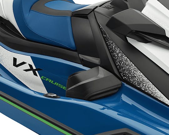 メモリアルデーまでの間、ジェットスキーレンタルが 10% オフになります。今すぐ予約して、さっそく乗ってみましょう！