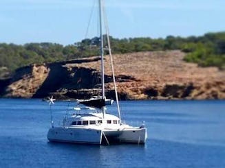 Aluguel de catamarã de cruzeiro Lagoon 420 em Eivissa, Illes Balears