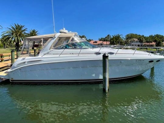 Cruise in Comfort with Spacious 45’ Sea Ray Yacht in Miami!