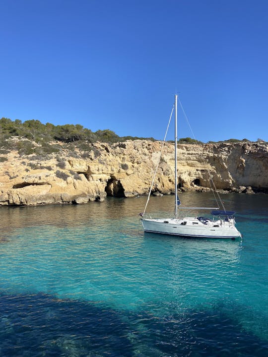 Private boat tour with skipper around the bay of Palma!