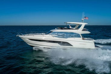 Aluguel de mega iates Prestige 590 Jeanneau Power em Saint-Tropez