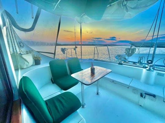 41' Beautiful sailing catamaran, perfect for lounging, swimming, and sailing