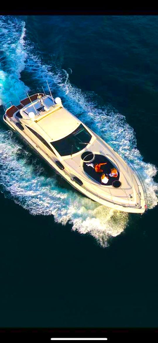 Beautiful 62' Yacht- VIP ALL INCLUSIVE
