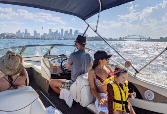 Lancha en alquiler en Sydney — Bayliner Capri 1950 (2000)