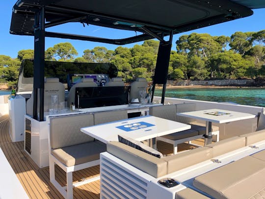 Découvrez Ibiza et Formentera à bord avec De Antonio 42 Open