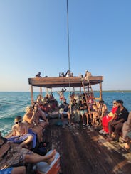 Experimente a beleza da praia de Kendwa e Nungwi com um cruzeiro de barco local ao pôr do sol