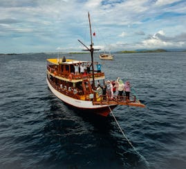 VISITE DE 3 JOURS/2 NUITS À LA DÉCOUVERTE DE KOMODO