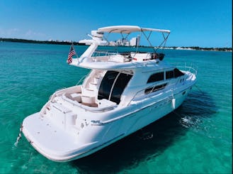 Iate SeaLine Flybridge de 48 pés (1 hora de jetski incluído quando você reserva por 4 horas!!)