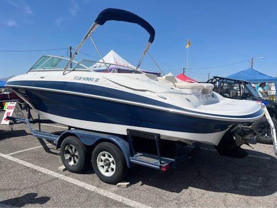 Four Winns 240 Horizon: bowrider de 270 CV de alto rendimiento