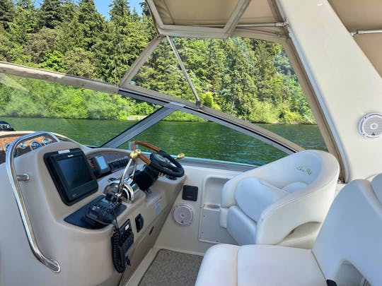 36' Luxury Sea Ray Yacht - Ultimate Lake Washington Cruise Experience!