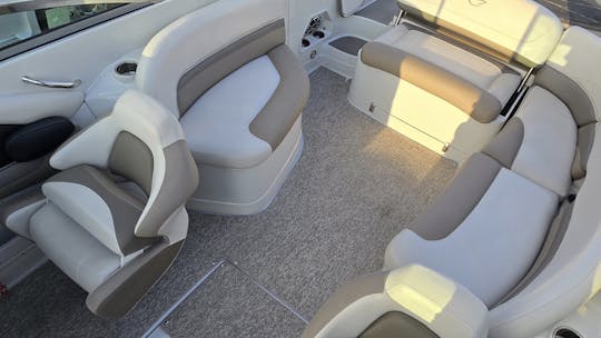 Crownline Bowrider 285 SS de luxe de 29 pieds