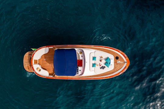 Luxury Motor Yacht Positano: Aprea Mare 38