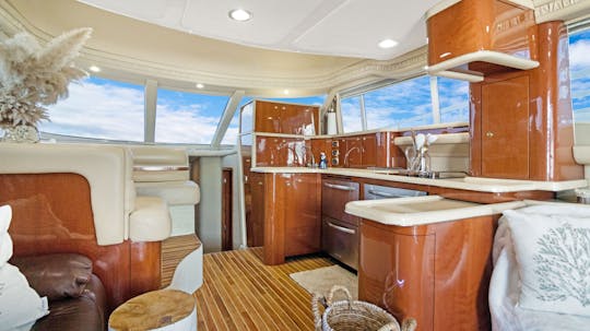 ''Escape Exclusivo, Aventura ilimitada en nuestro Yate''
