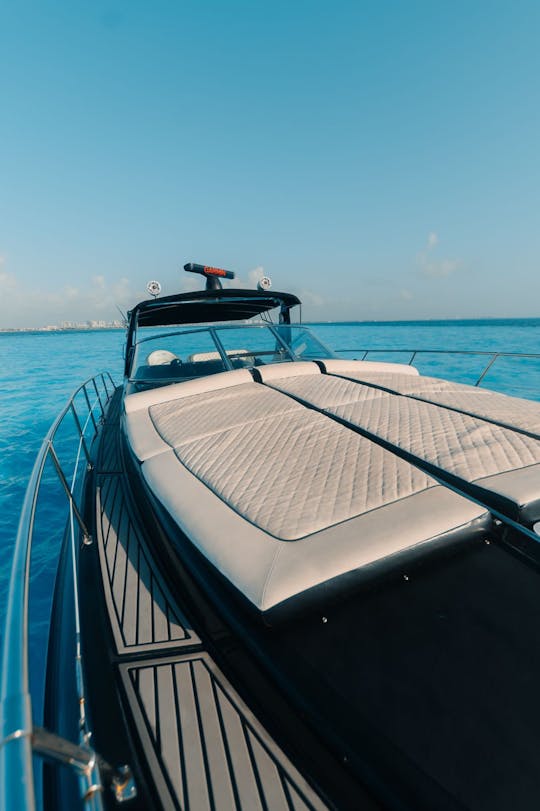 Location de yacht à moteur Sea Ray de 41 pieds à Cancún, Quintana Roo