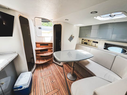 Charter 37ft Cranchi Motor Yacht in Guarujá - Book now!
