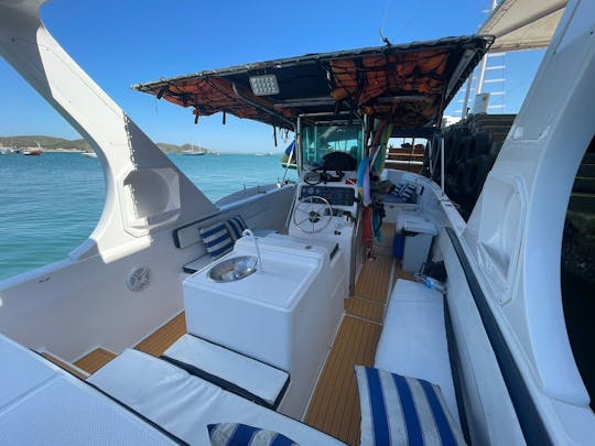 ¡El mejor barco de fibra compacta de 34 pies en Búzios!