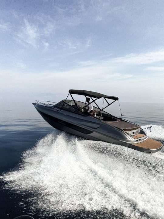 Elegante crucero | Zakynthos | Yate Cranchi de 24 pies | Recorrido por la isla