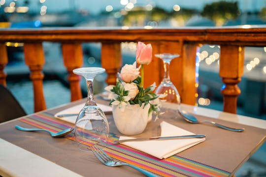 Dhow Cruise (The Essance of Dubai's Haritage)